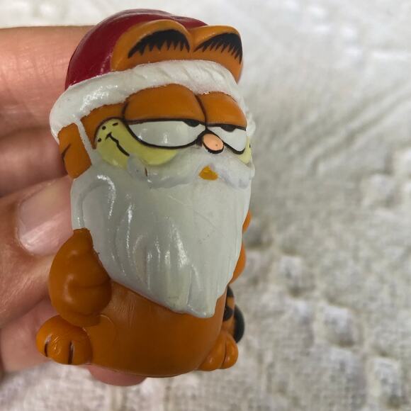 Vintage Garfield Santa Clause Mini Figurine 1978 UFS Hong Kong Christmas 2" - Picture 5 of 8